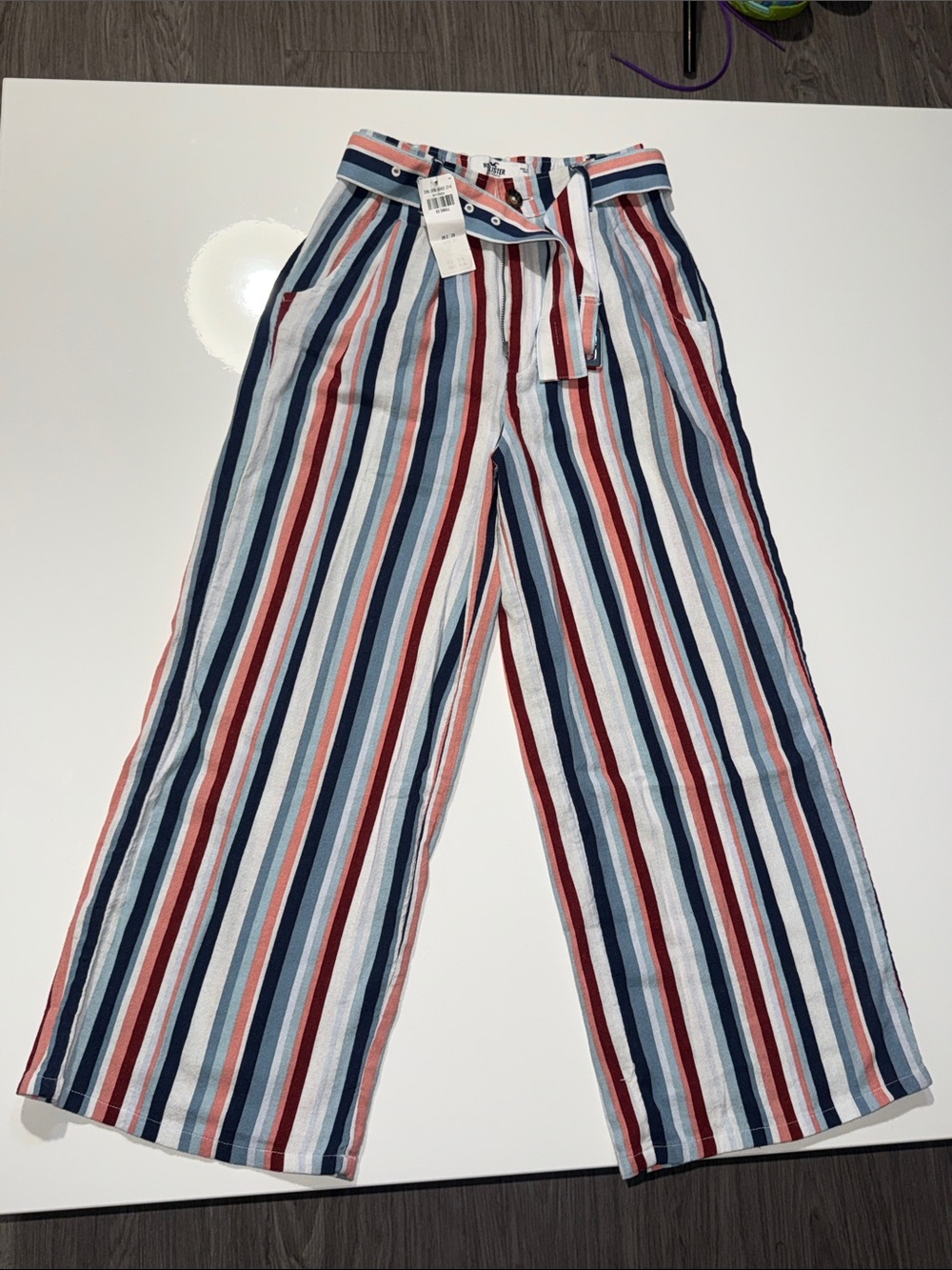 Hollister Striped Wide-Leg Pants in Blue, Red & White Size XXS